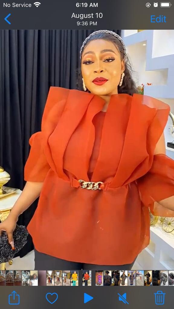 Blouse top