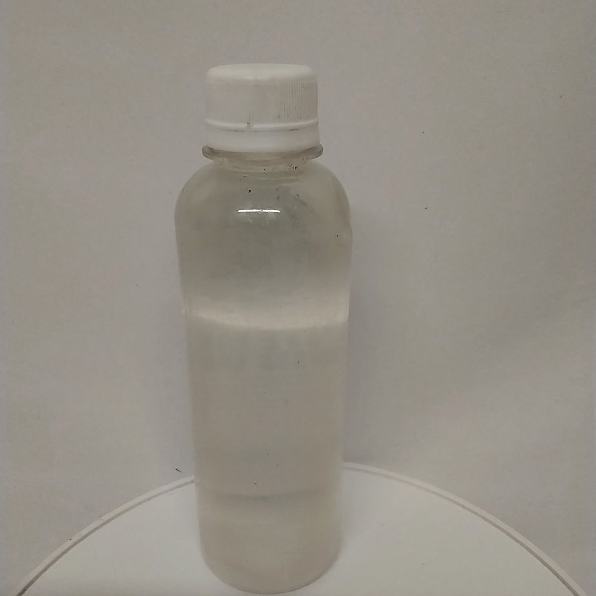 White Musk Virginity Liquid Wash