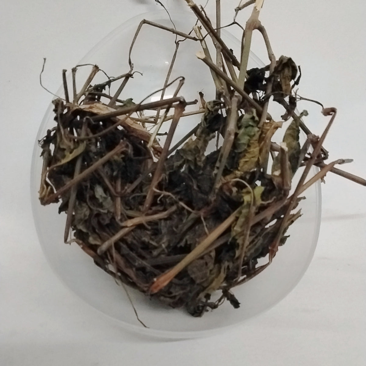Ewe Eje/Justice Carnea/ African Dried Herbs