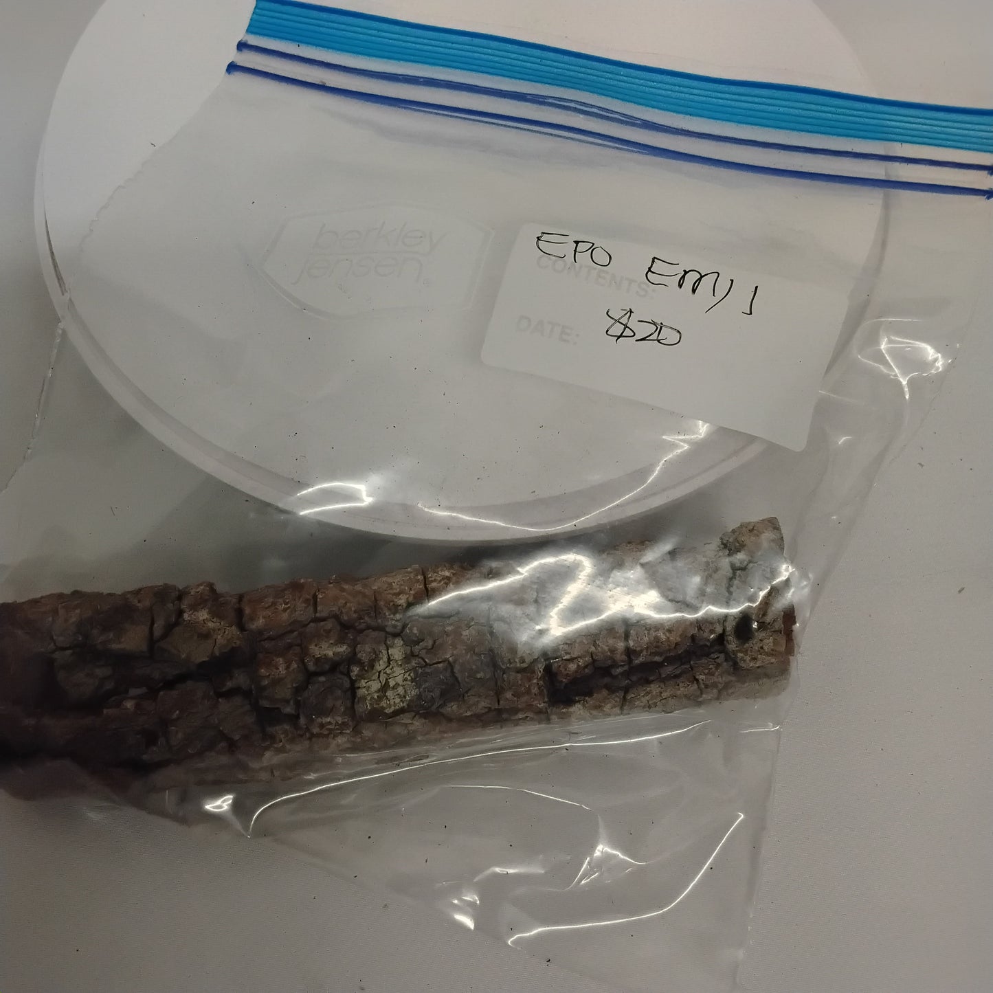 2.5oz Epo Emi/Sheabutter Tree Dried Bark