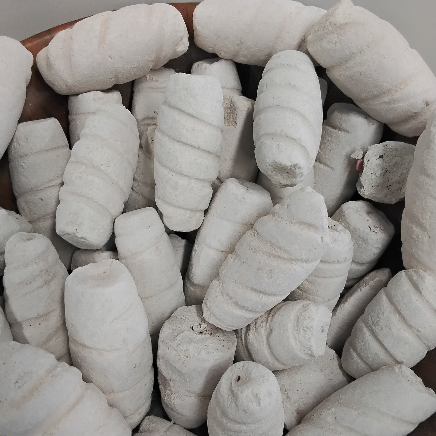 African Cascarilla/ Efun Ile/ Poto/Nzu/House Chalk/Local Chalk