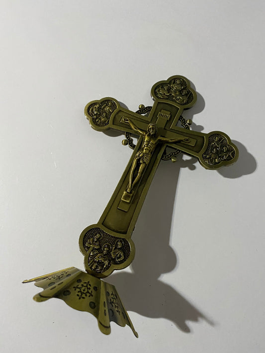 Table/wall cross